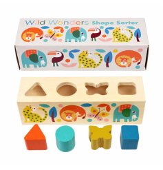 WILD WONDERS WOODEN SHAPE SORTER